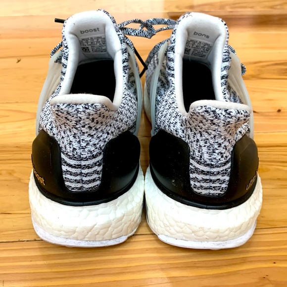 Adidas Ultraboost 3.0 Oreo - Picture 5 of 8